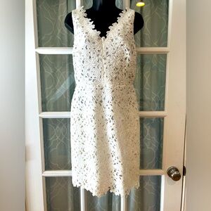 Ann Taylor LOFT size 4 White Floral Lace Sleeveless Dress, perfect wedding dress